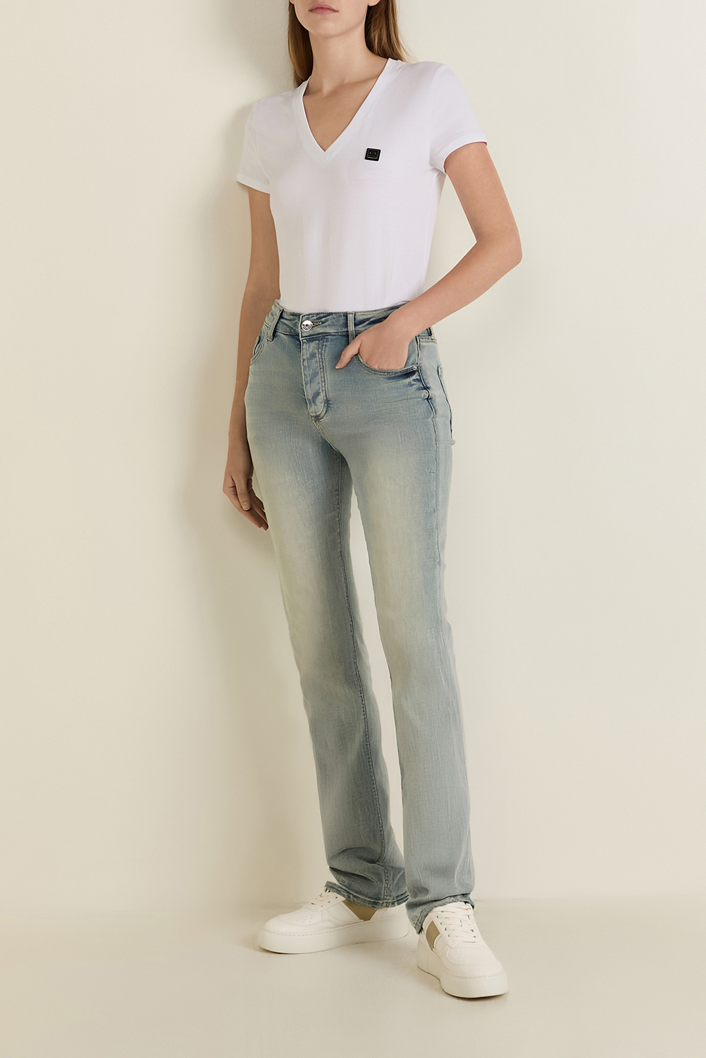 חולצת טי סלים פיט